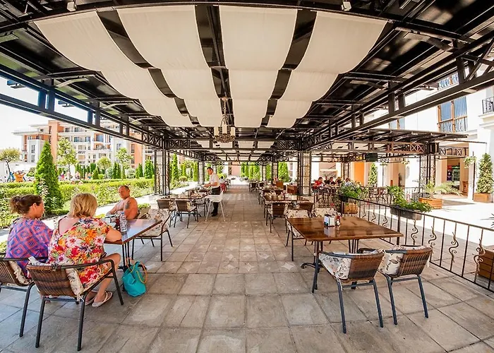 Апартамент Prestige - Private Apartment-bsr